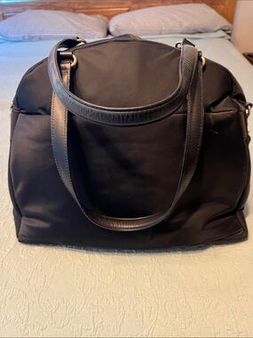 Lo & Sons Black Women's Tote Bag - Classic Nylon Carryall